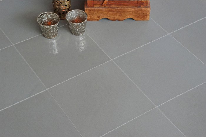 GRIS – POLISHED